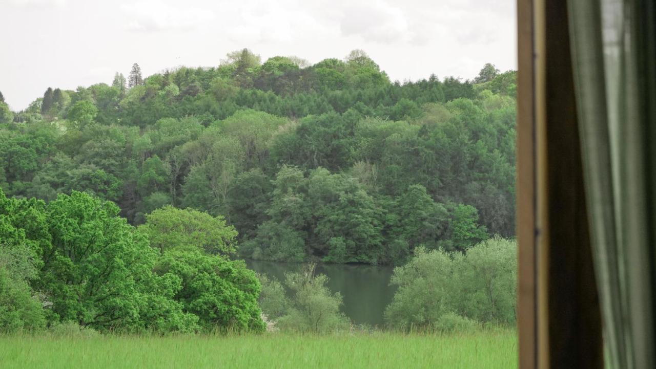 Quirky Vintage Horsebox Conversion With Stunning Views Of Ardingly Reservoir Balcombe Kültér fotó