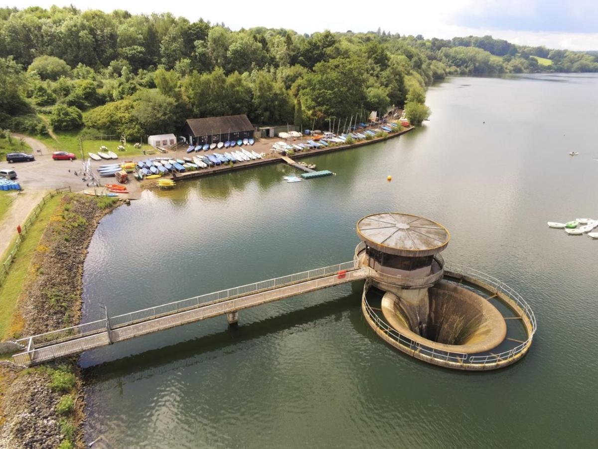 Quirky Vintage Horsebox Conversion With Stunning Views Of Ardingly Reservoir Balcombe Kültér fotó